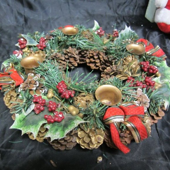 RETRO 70'S PINECONE WREATH CANDLE CENTERPIECE HOLDS 4 TAPERED CANDLES IN HOLDERS - Picture 1 of 6